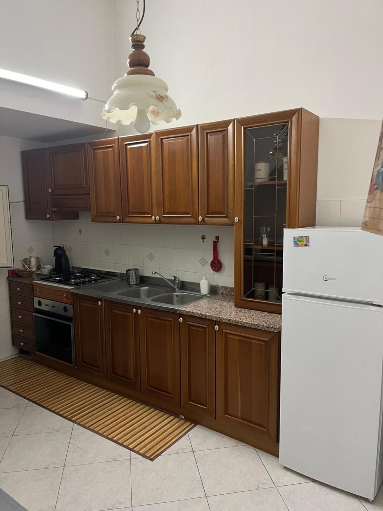 Apartment For 2 In Catania, B&B Le Voci Del Mercato Luaran gambar